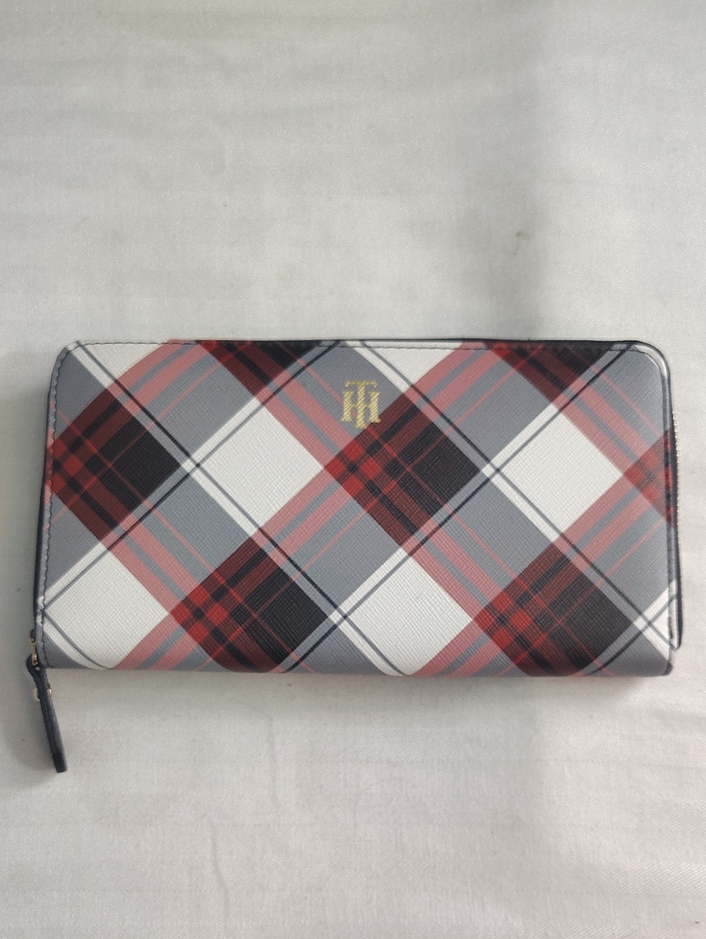 Tommy Hilfiger Tartan Plaid Zip-Around Wallet with Gold Monogram